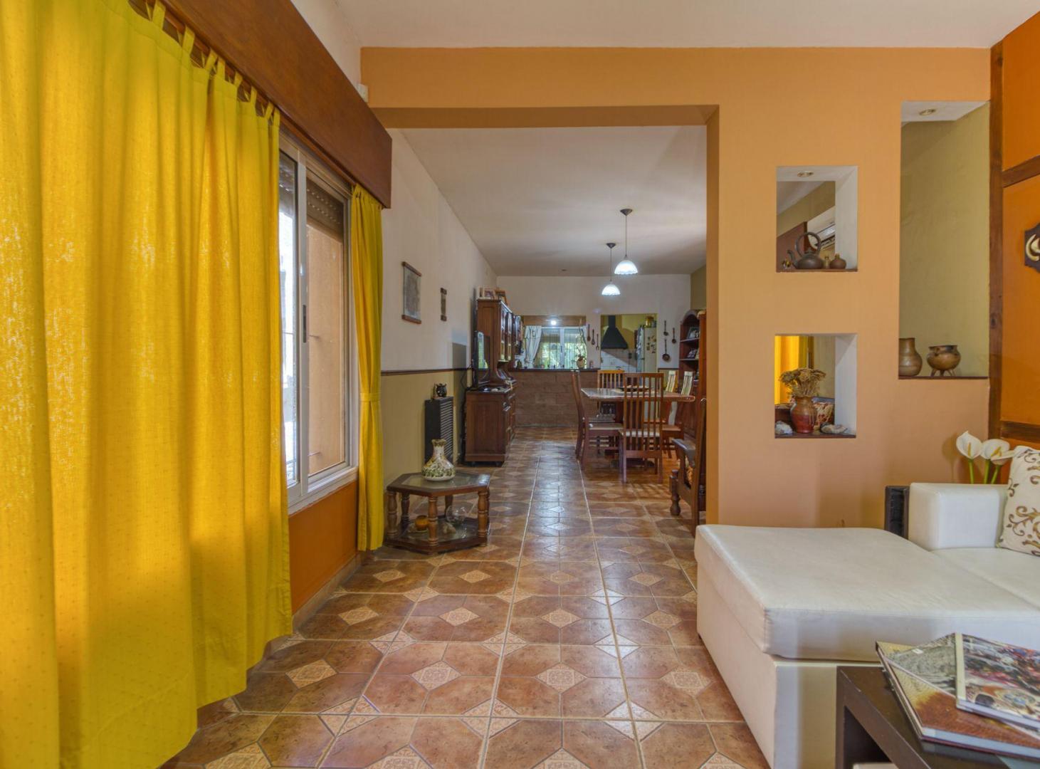 Foto de Venta Casa 3 ambientes, pileta/parque 500 mtr, imagen 3