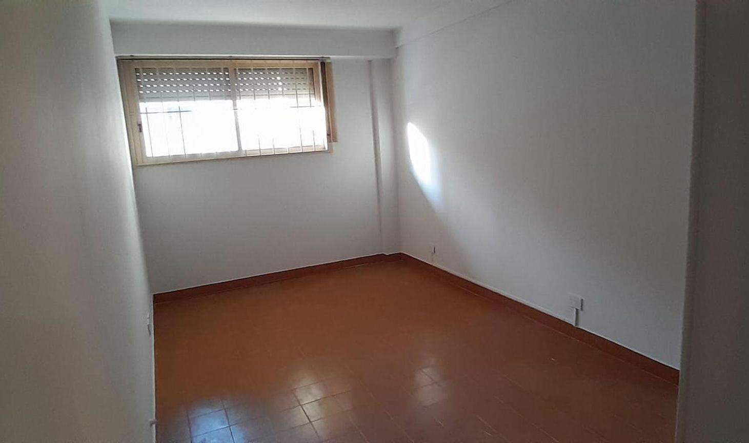 Foto de DEPARTAMENTO 3 AMBIENTES EN ALQUILER - PATERNAL -, imagen 3