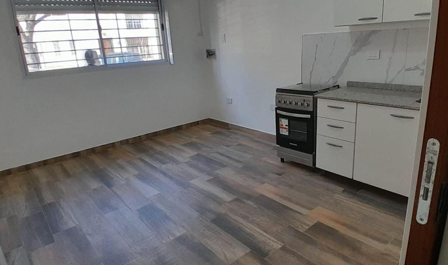 Foto de ALQUILER PH MONOAMBIENTE A ESTRENAR - MATADEROS, imagen 2