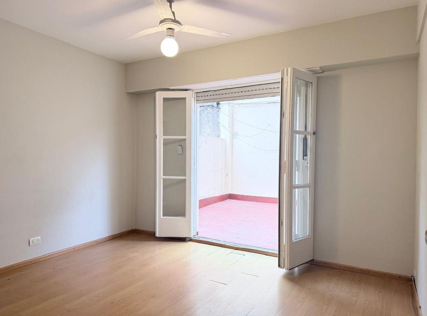 Foto de Alquiler depto semipiso 3 amb con patio., imagen 3