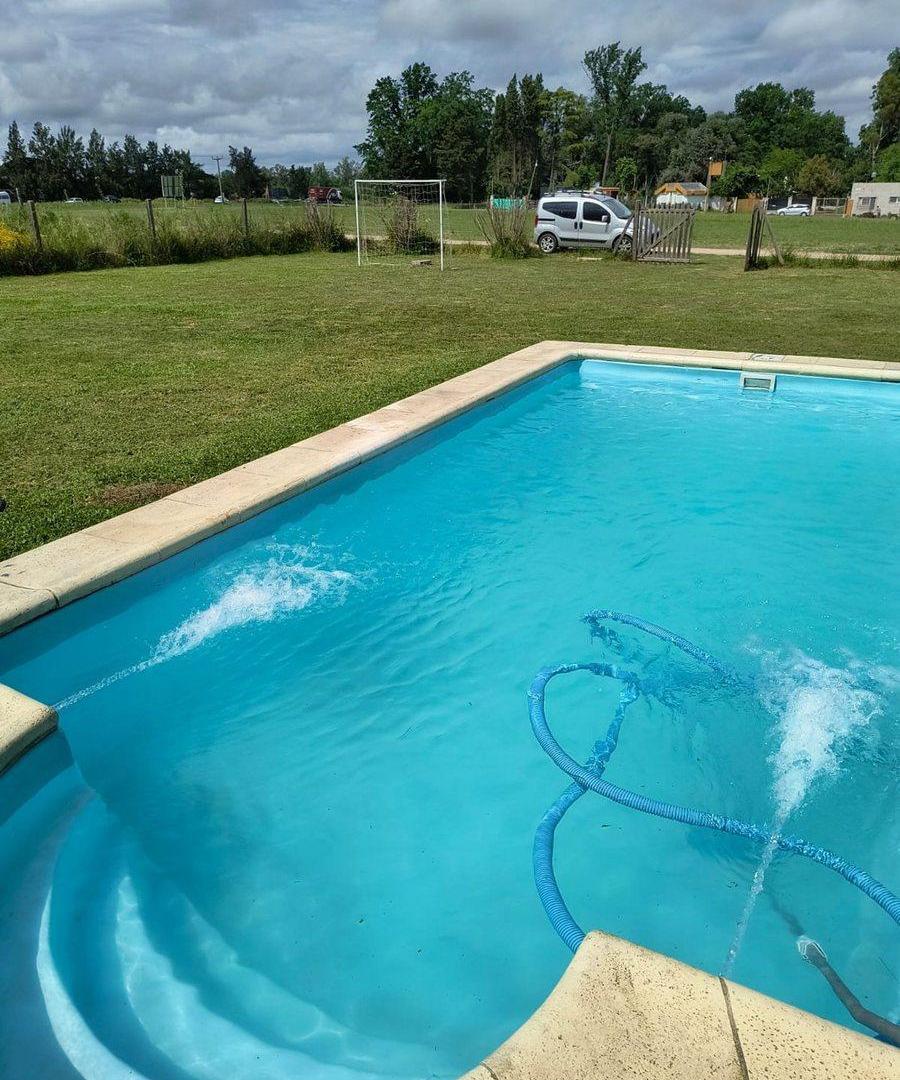 Foto de LOTE DOBLE EX. DE LA CRUZ-B. LOS CARDOS C/PILETA, imagen 2