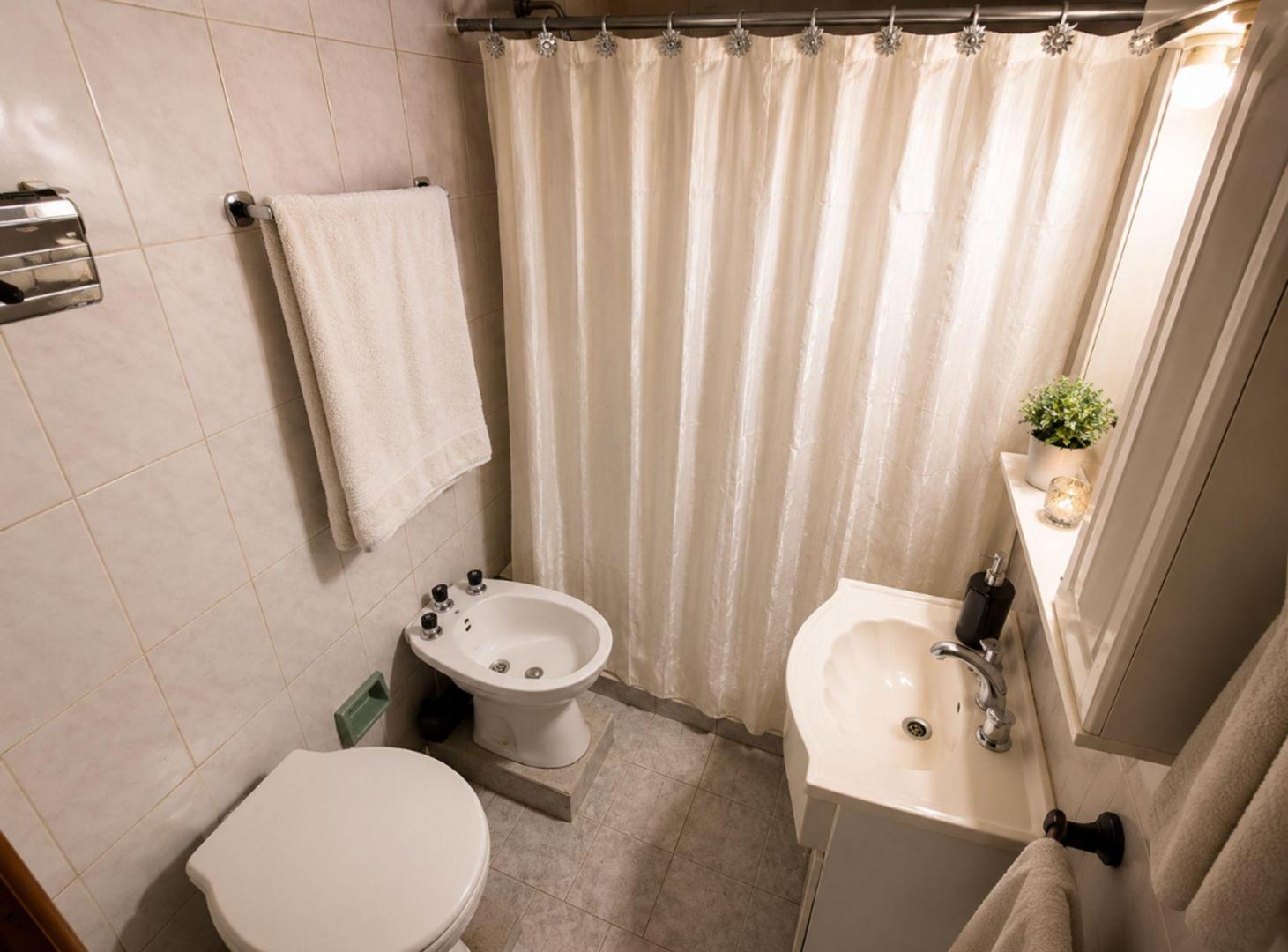 Foto de Venta Casa con Local Burzaco, imagen 1