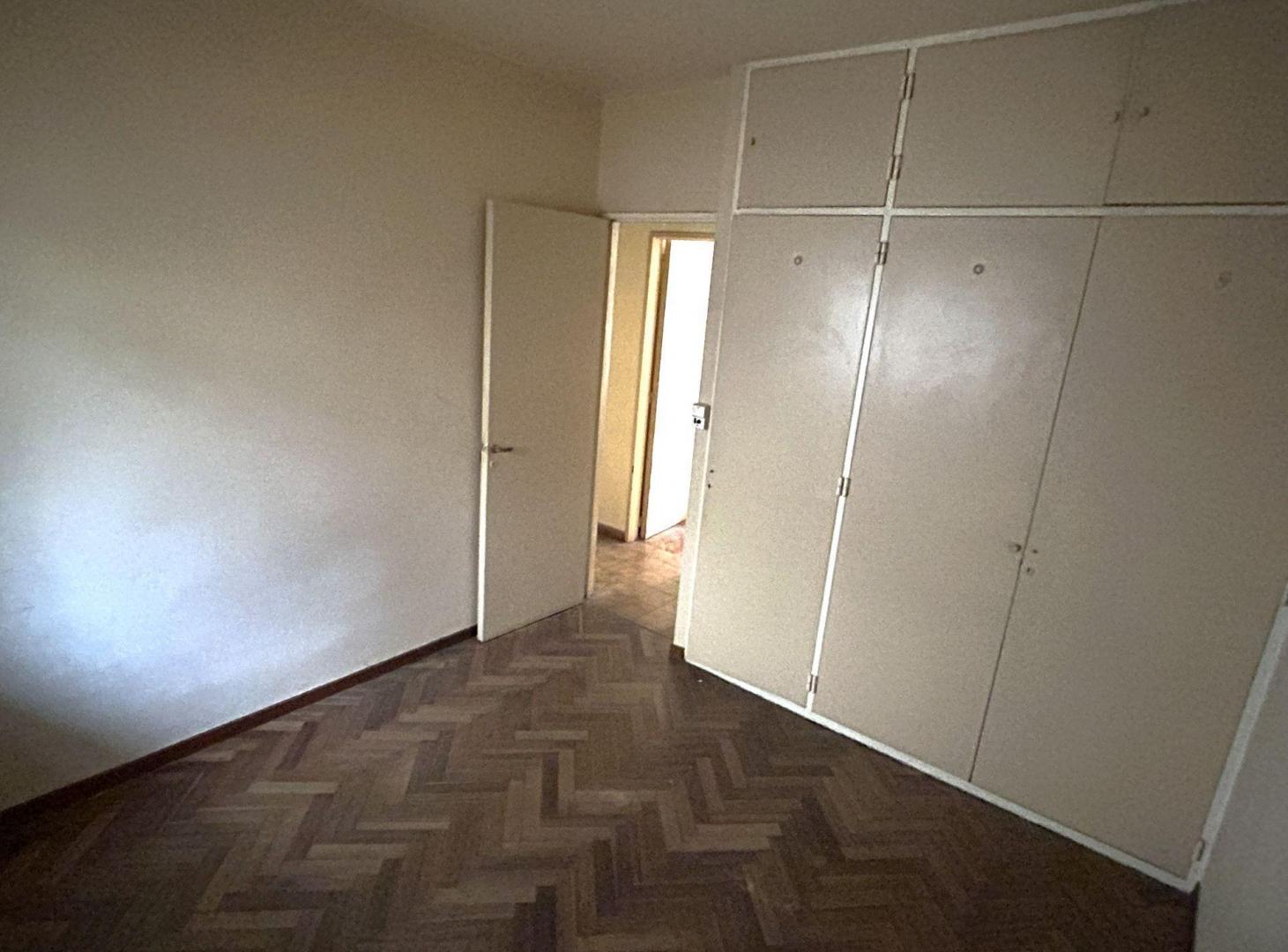 Foto de VENTA 3 AMB 70 m2 USD 79.900 BALVANERA, imagen 2