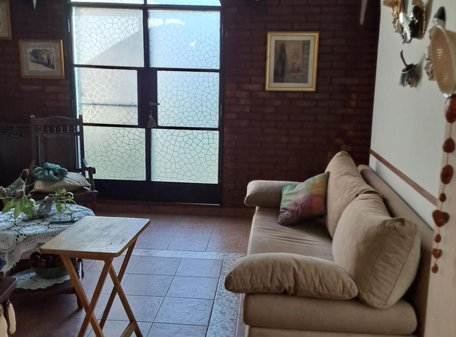 Foto de casa ph con terraza, patio y quincho, imagen 3