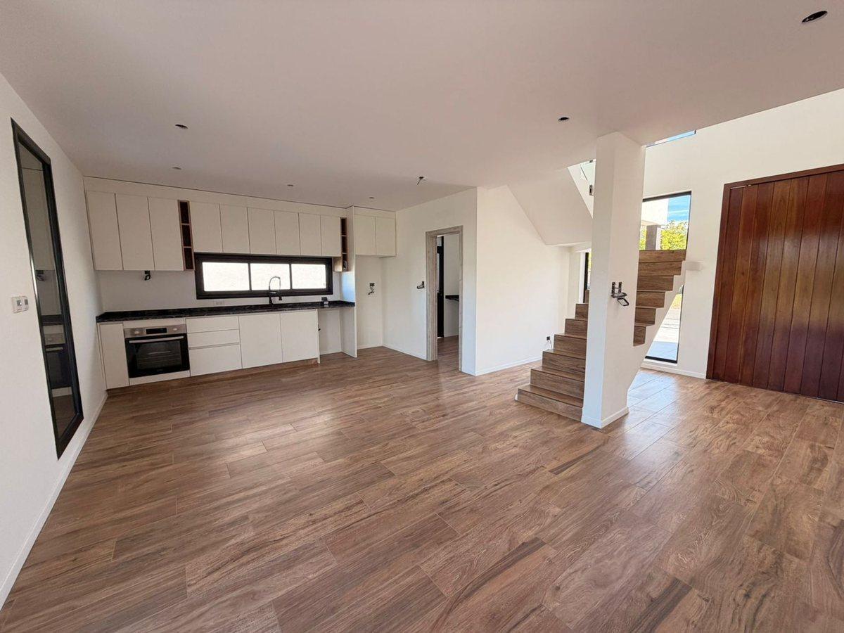 Foto de VENTA CASA A ESTRENAR - 5 AMB PUERTOS DEL LAGO, imagen 1