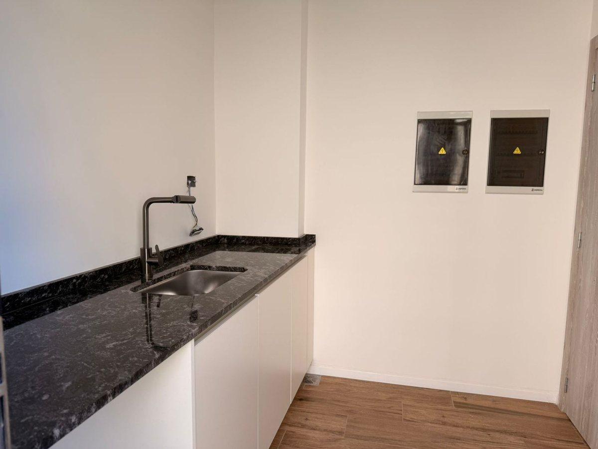 Foto de VENTA CASA A ESTRENAR - 5 AMB PUERTOS DEL LAGO, imagen 2