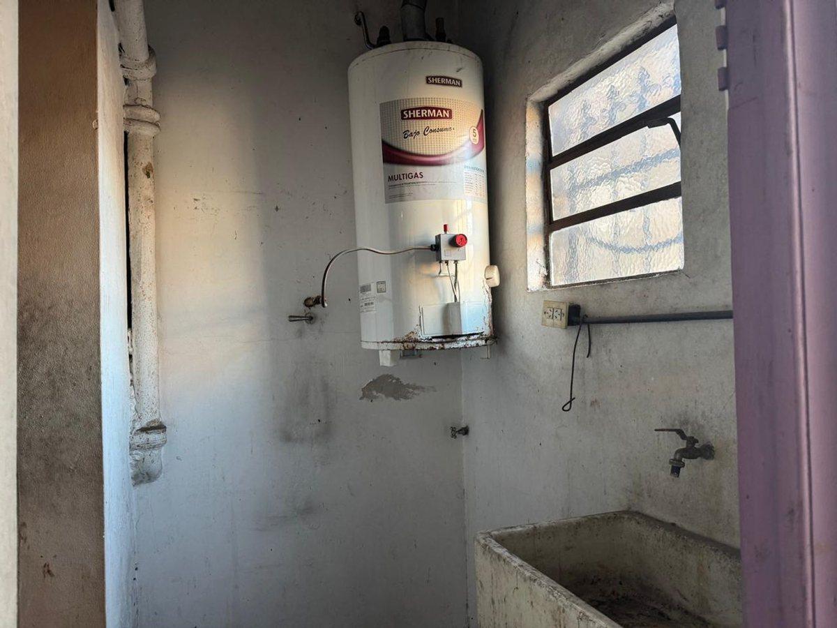 Foto de VENTA GALPÓN + DEPTO 3 AMBI PSJ MOMPOX 309 MT CUB, imagen 5