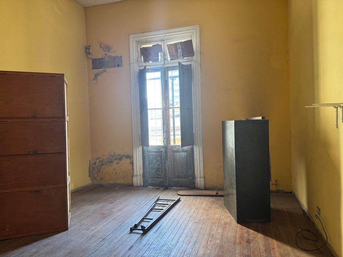Foto de VENTA GALPÓN + DEPTO 3 AMBI PSJ MOMPOX 309 MT CUB, imagen 2
