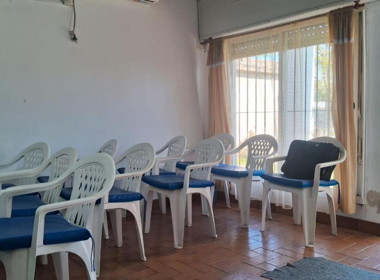 Foto de Venta amplio terreno con casa de 3 amb + depto., imagen 3
