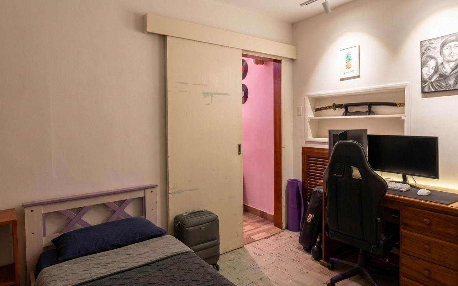 Foto de CASA/LOTE SOBRE AVENIDA ROCA HURLINGHAM, imagen 4