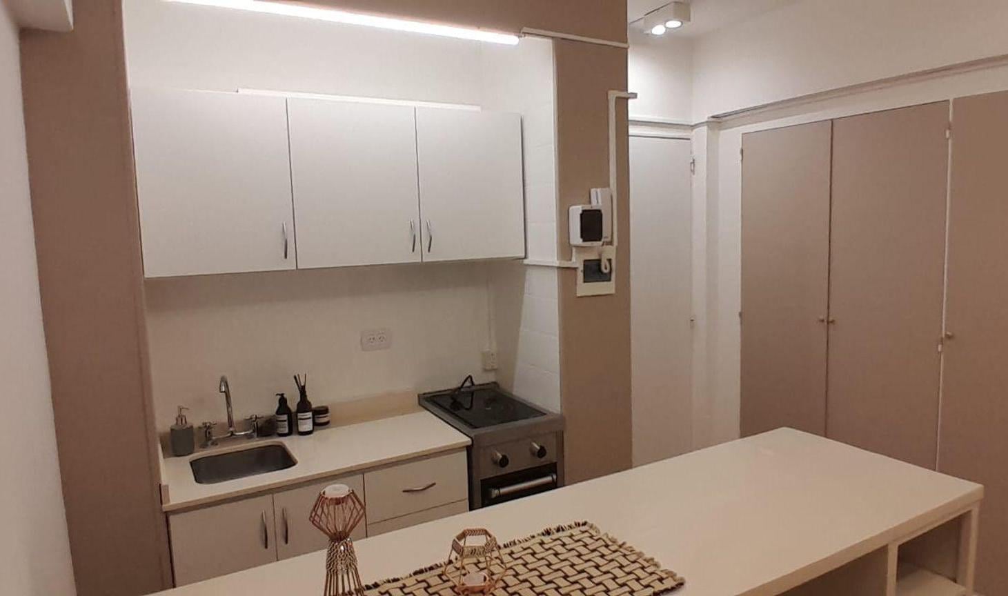 Foto de DEPARTAMENTO 1 AMBIENTE EN ALQUILER BARRIO NORTE C, imagen 3