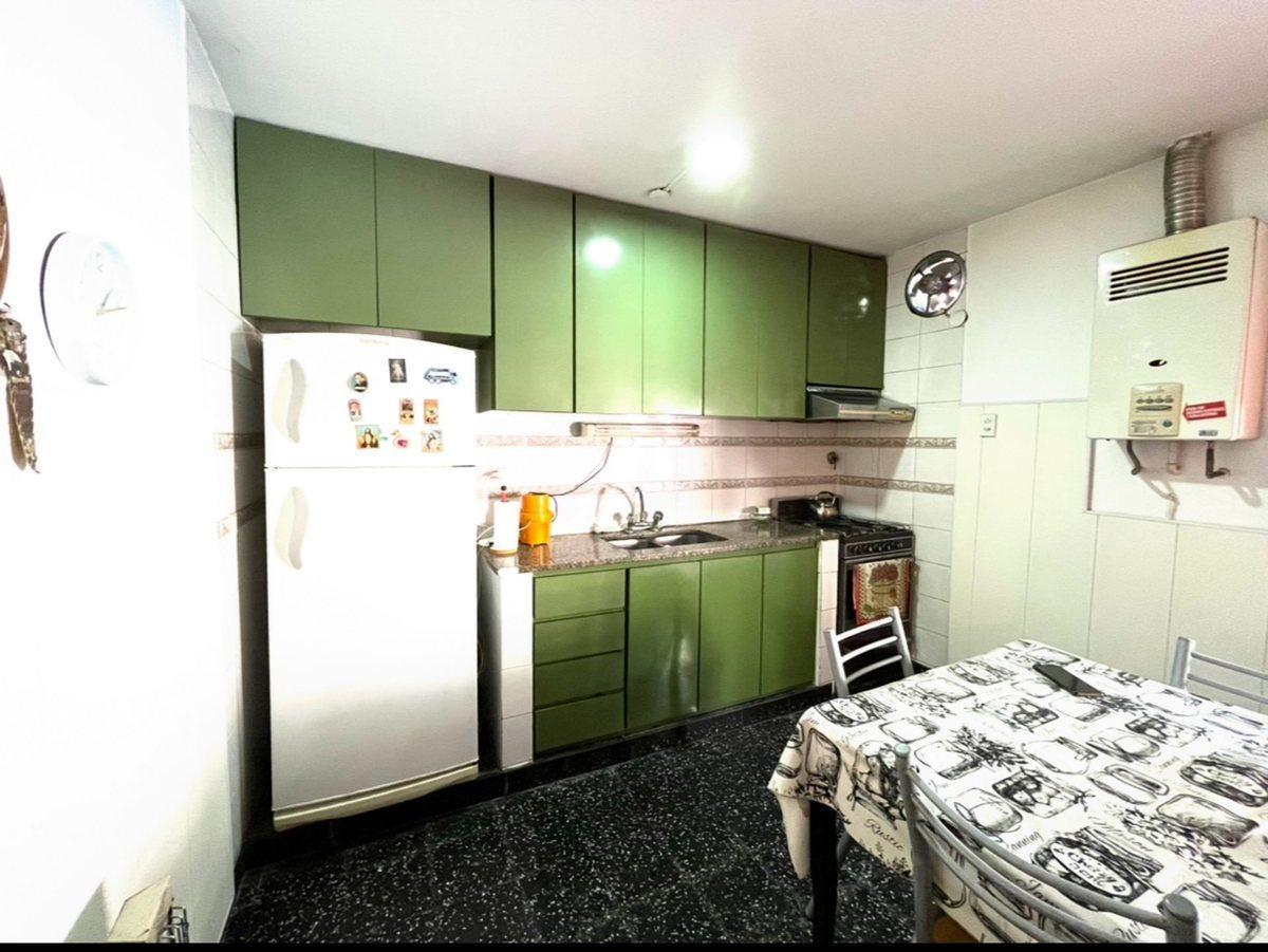Foto de VENTA CASA LOTE PROPIO 3AMB.COCH PARQUE AVELLANEDA, imagen 5