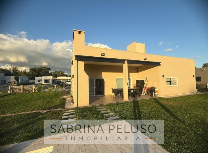 ALQUILER TEMPORARIO-Casa en  Barrio Cerrado prados Del Oeste 5