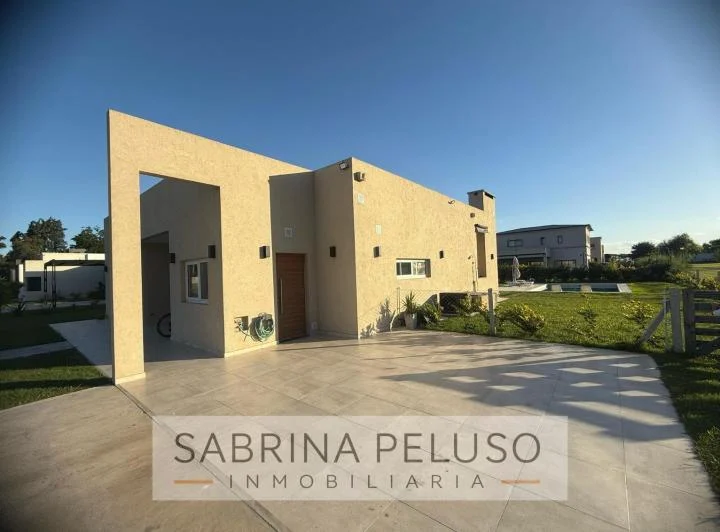 ALQUILER TEMPORARIO-Casa en  Barrio Cerrado prados Del Oeste 2