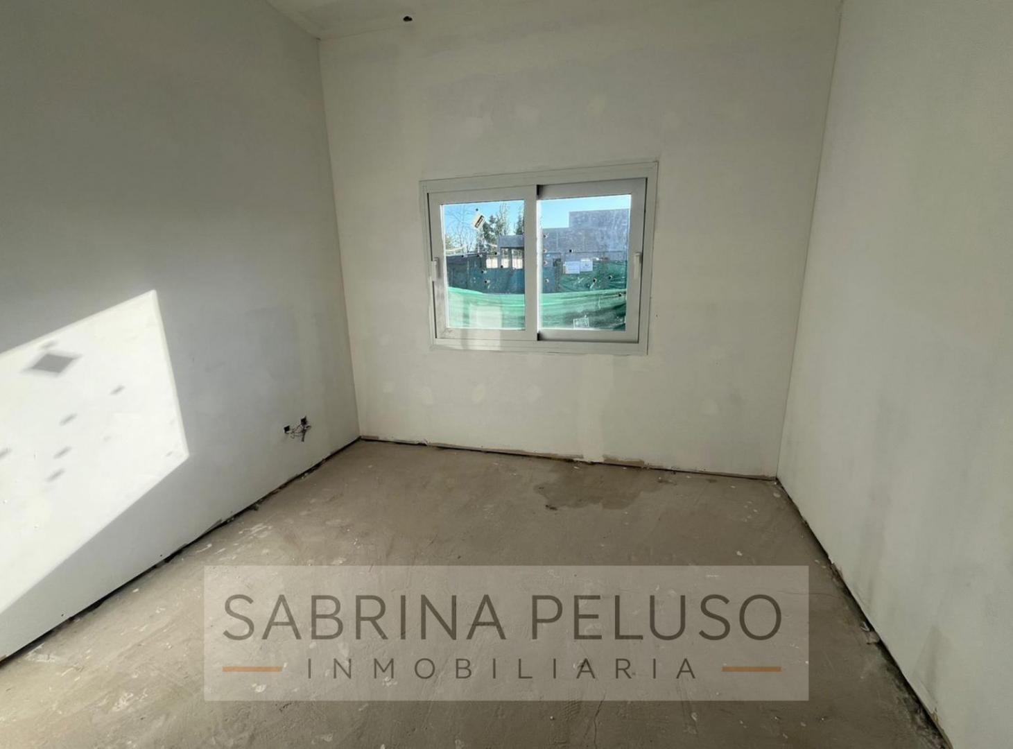 Foto de Casa 4 Amb. En Venta Prados Del Oeste Moreno - Lote 866m2 Pileta, imagen 2