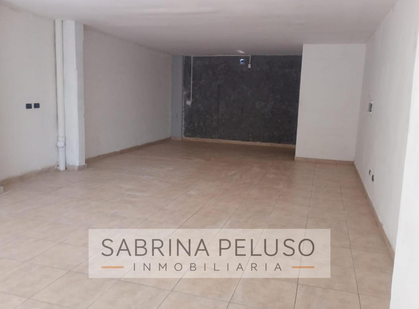 Foto de Local 60m2 En Venta Moreno Centro Lado Sur - A 400m Estación, imagen 1