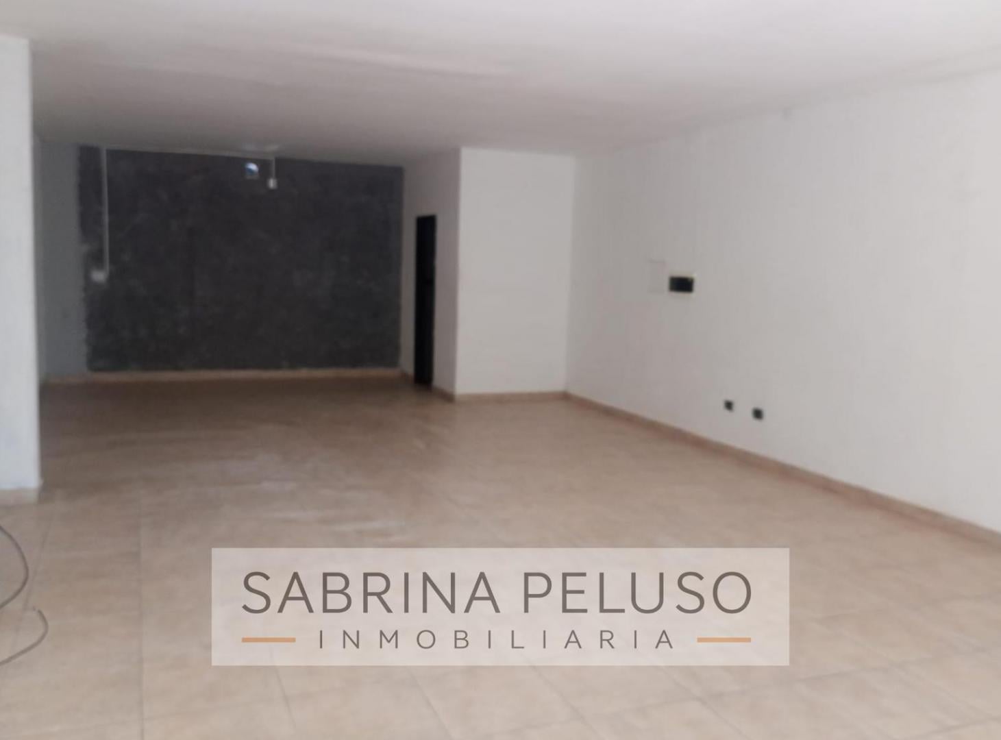 Foto de Local 60m2 En Venta Moreno Centro Lado Sur - A 400m Estación, imagen 2