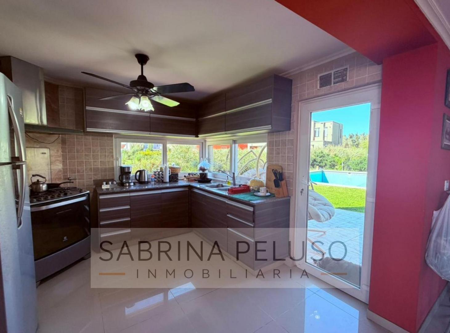 Foto de Casa en Venta Prados del Oeste 6 Ambientes Pileta Doble Altura, imagen 3