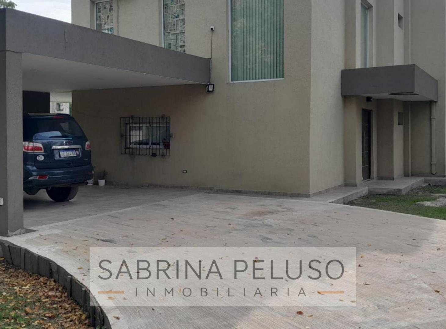 Foto de CASA MINIMALISTA DE DOS PLANTAS - 5 AMBIENTES EN VENTA - PASO DEL REY, imagen 3
