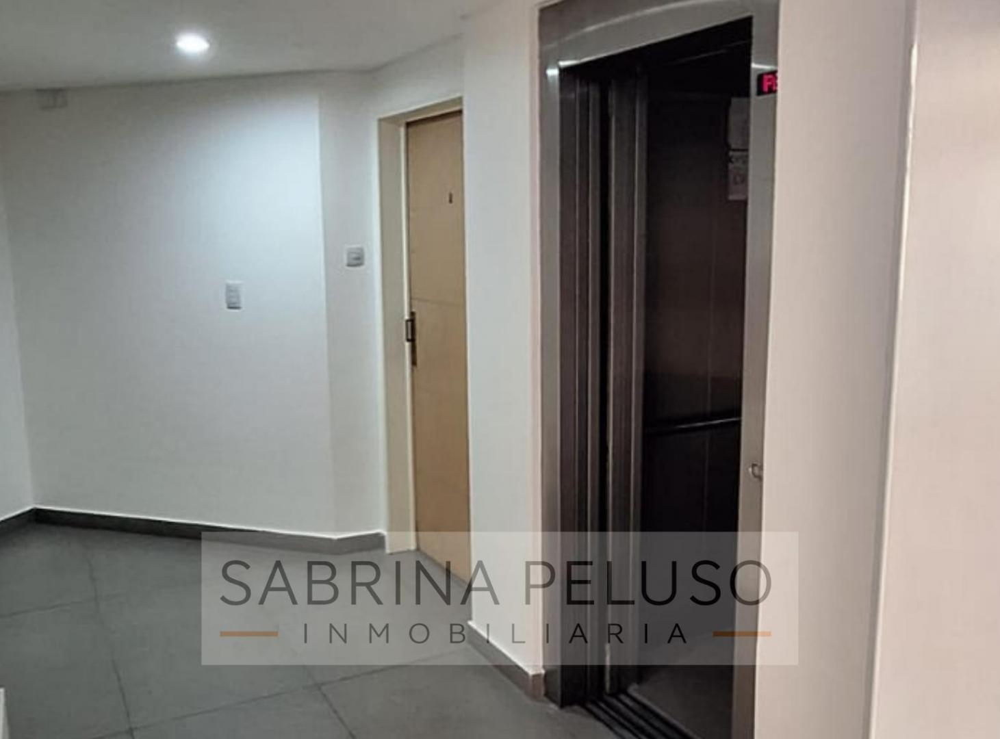 Foto de VENTA Departamento Moreno, imagen 1