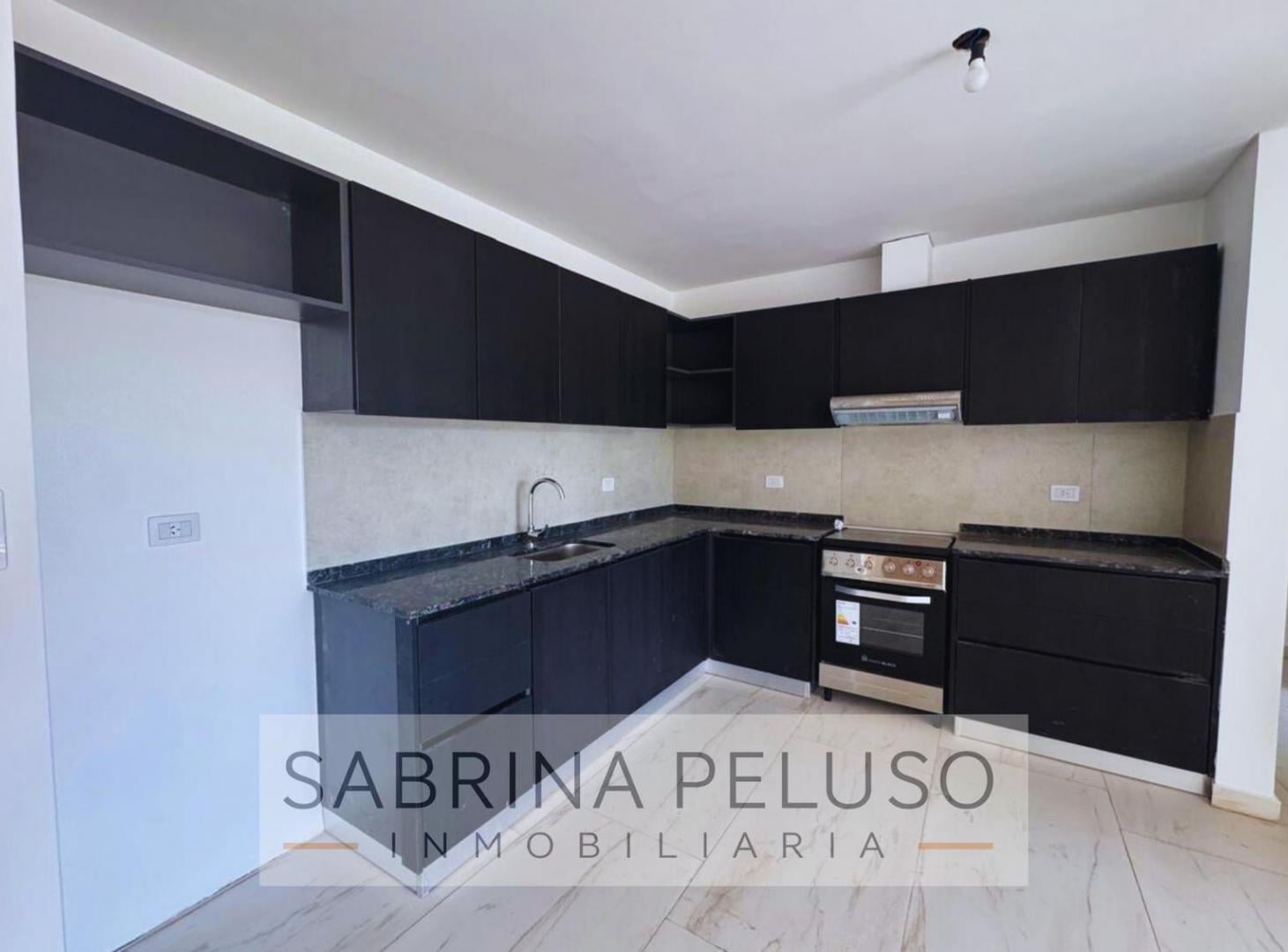 Foto de VENTA DEPARTAMENTOS MORENO CENTRO - Rivadavia, imagen 5