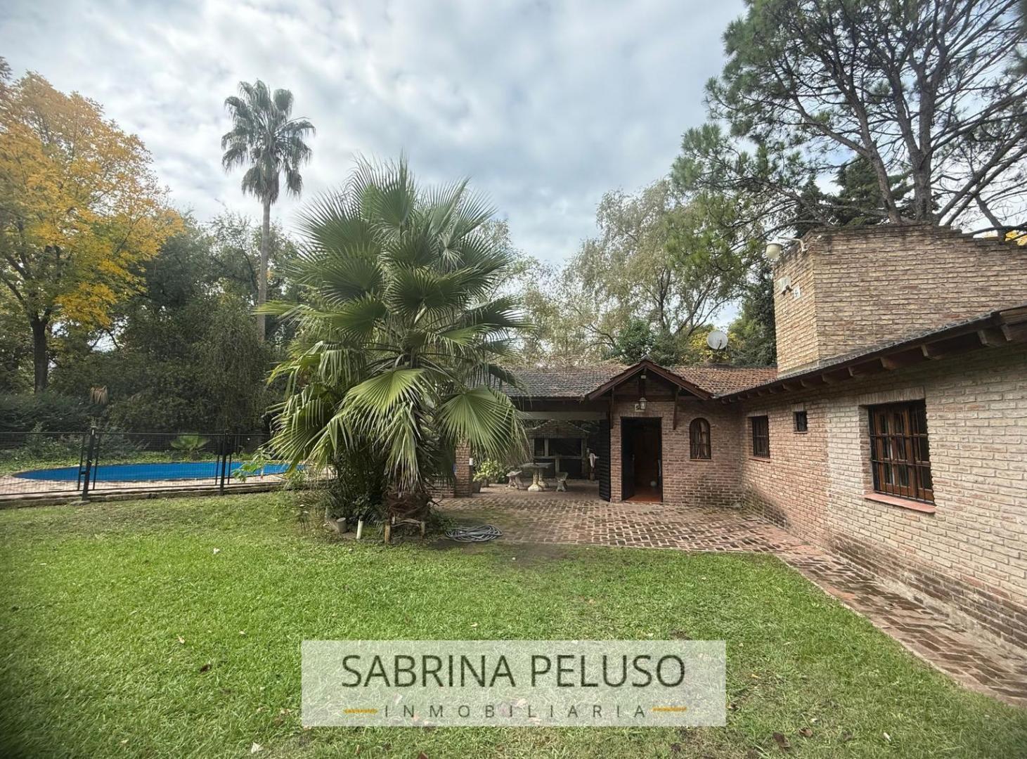 Foto de Casa quinta en venta en Francisco Alvarez, imagen 1