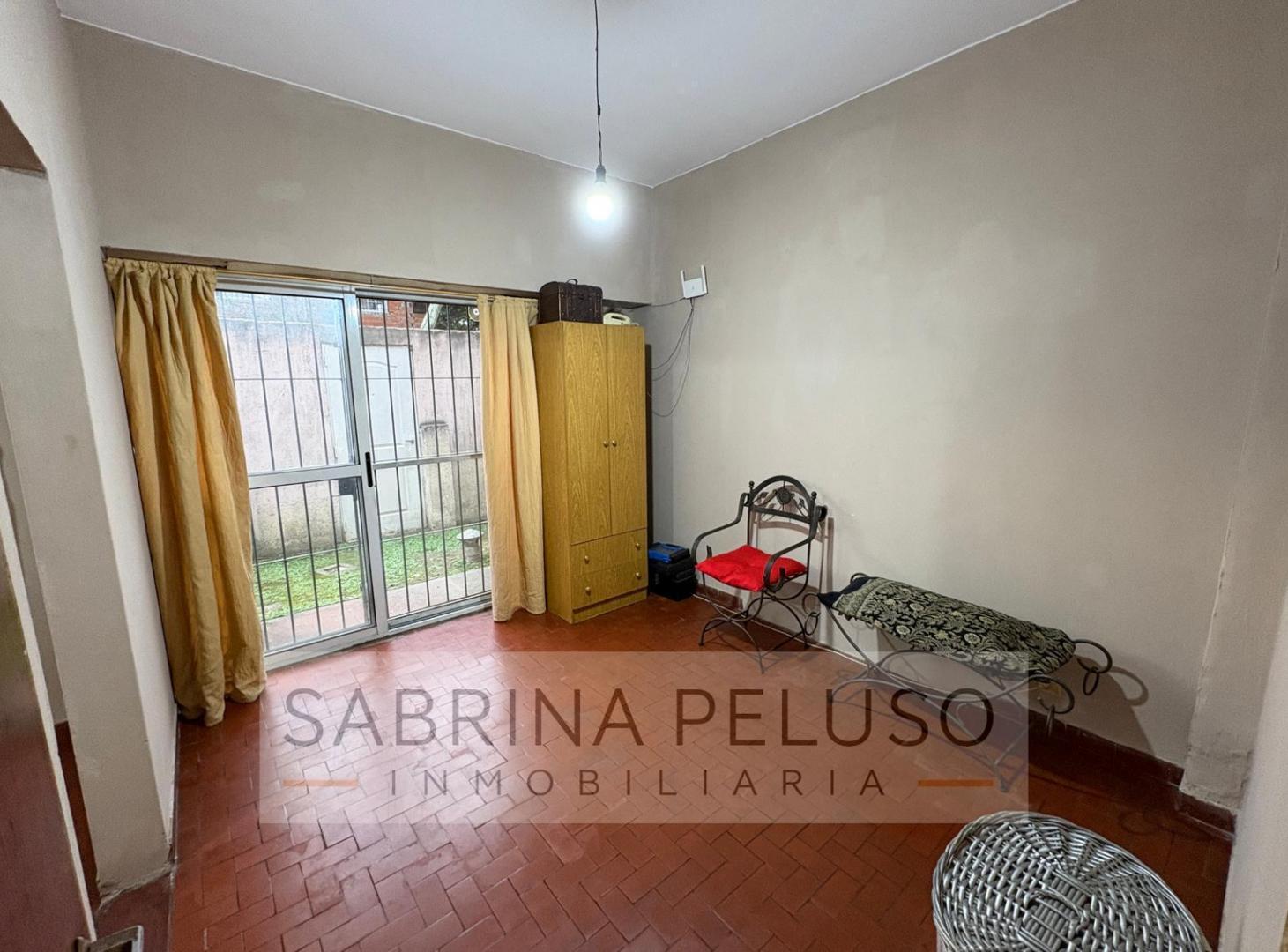 Foto de VENTA CASA 4 AMBIENTES - CASTELAR, imagen 4