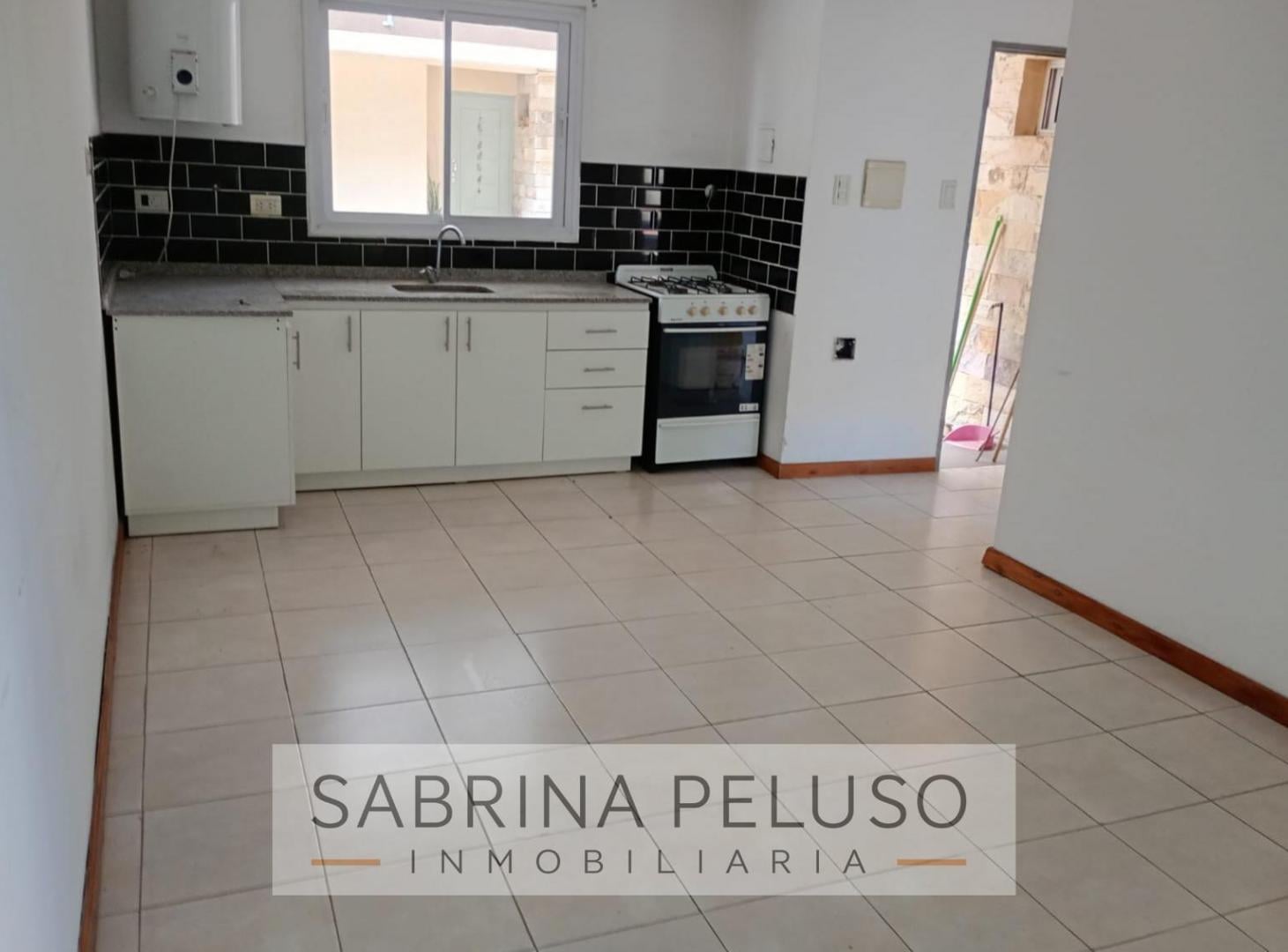 Foto de Venta Dpto. 2 Amb con patio y cochera -Complejo Solares I- Moreno, imagen 3