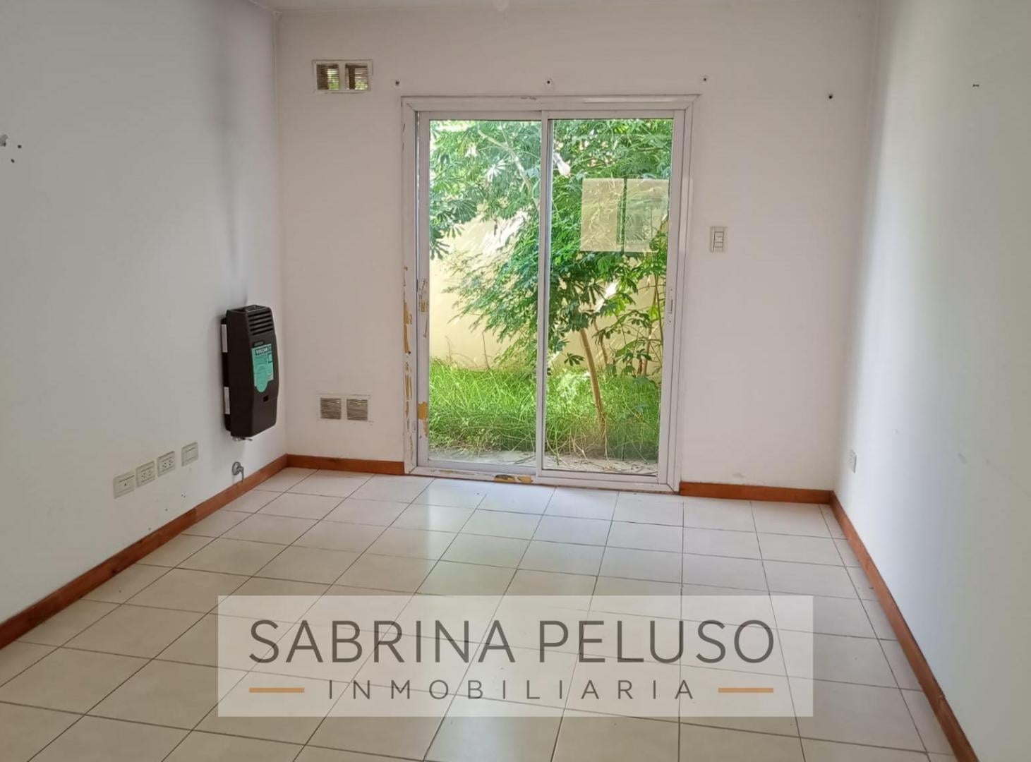 Foto de Venta Dpto. 2 Amb con patio y cochera -Complejo Solares I- Moreno, imagen 5