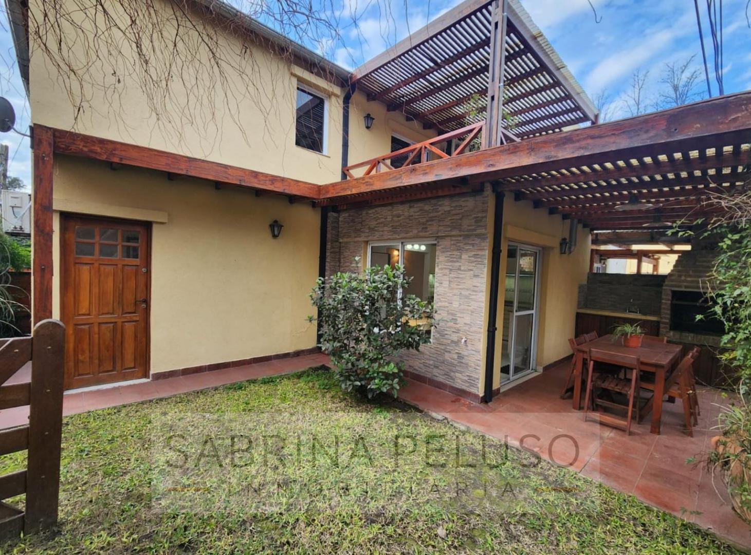 Foto de PH en en venta en barrio campo de las acacias, imagen 2