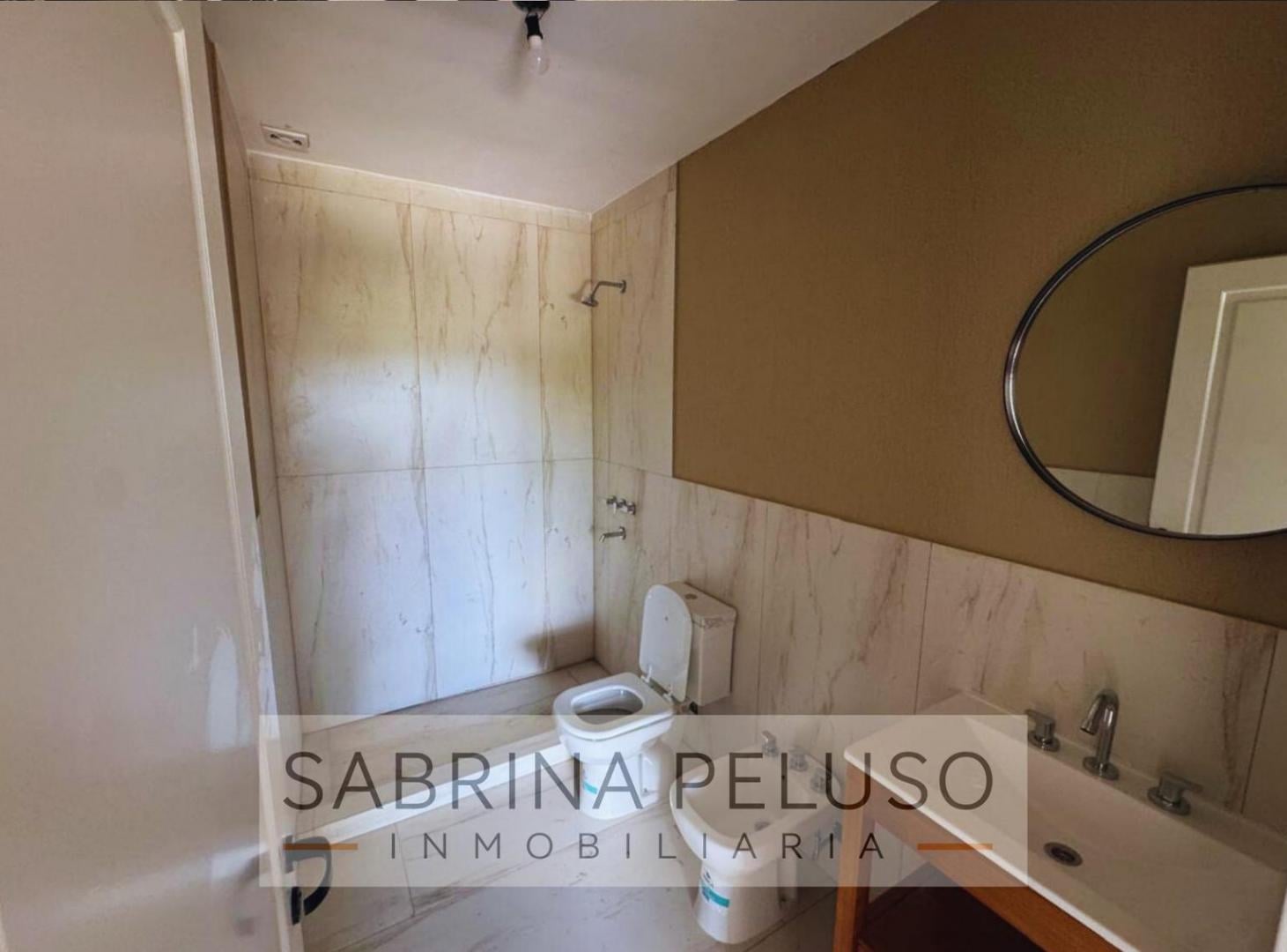 Foto de VENTA DEPARTAMENTOS MORENO CENTRO - Rivadavia, imagen 5