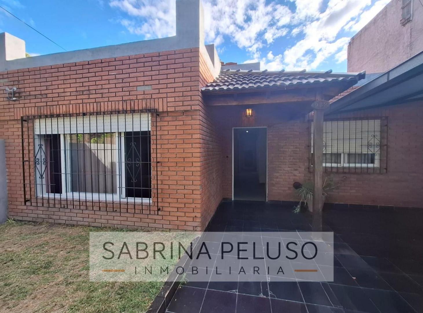 Foto de Venta Casa en Merlo, imagen 2