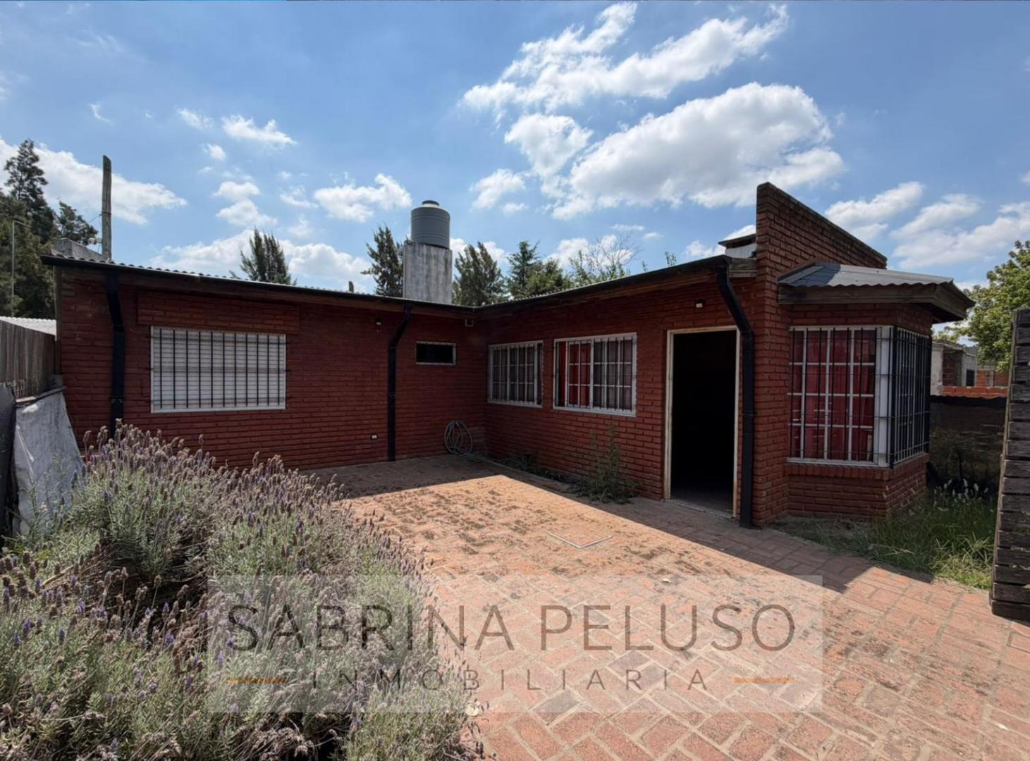 Foto de Casa 4 amb en venta - Francisco Alvarez, imagen 1
