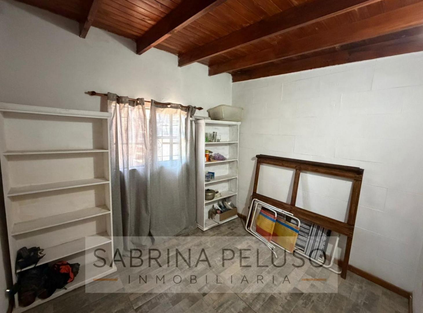 Foto de Casa Quinta en Venta 3 Amb con Pileta, Quincho y Gran Lote – Mariano, imagen 3