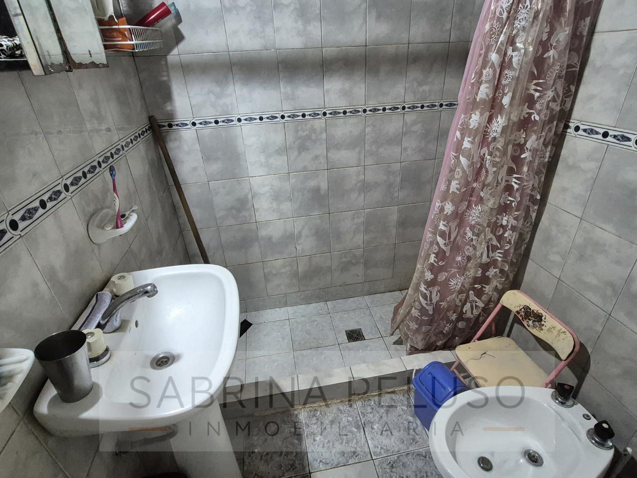 Foto de Casa con 2 Departamentos en Venta Moreno Ideal Inversión, imagen 4