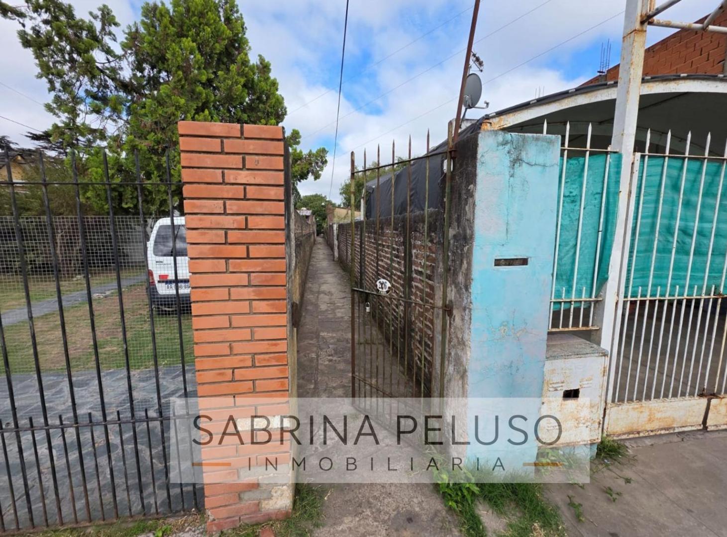 Foto de Venta casa Paso del Rey, imagen 2