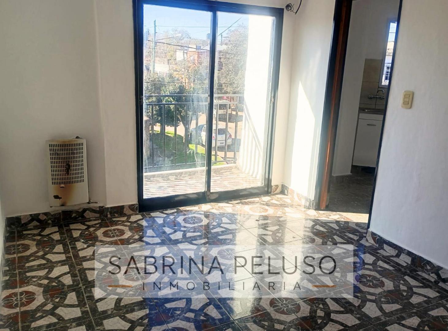 Foto de Alquiler Departamento 2 amb- Villa Gob. Udaondo/ Ituzaingó, imagen 3