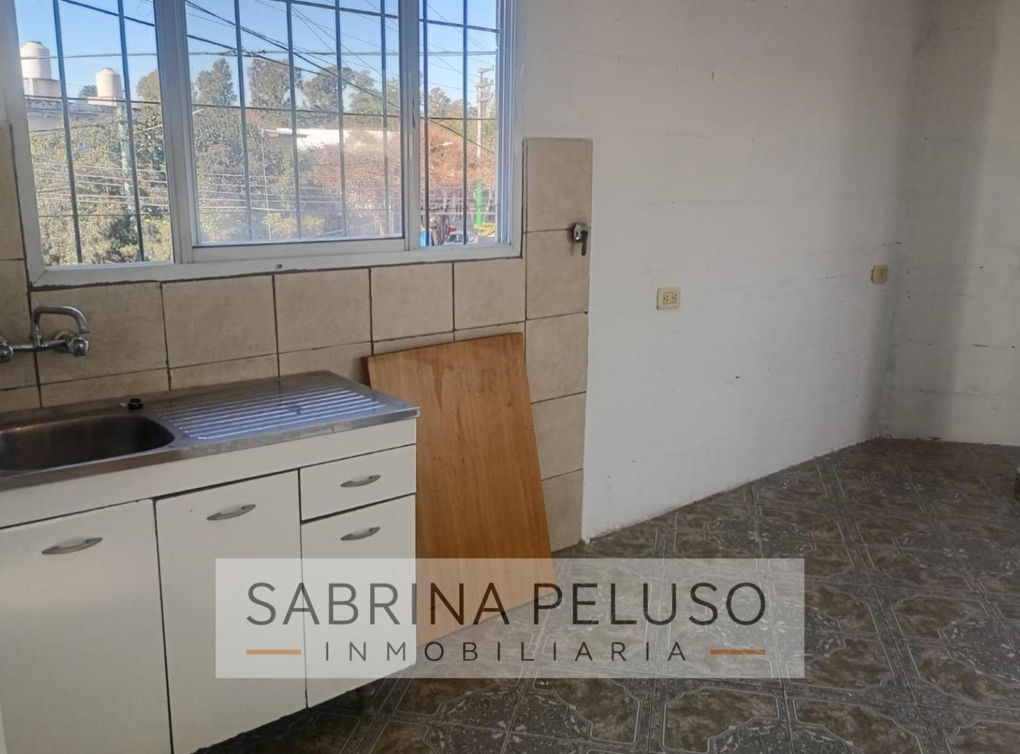 Foto de Alquiler Departamento 2 amb- Villa Gob. Udaondo/ Ituzaingó, imagen 2