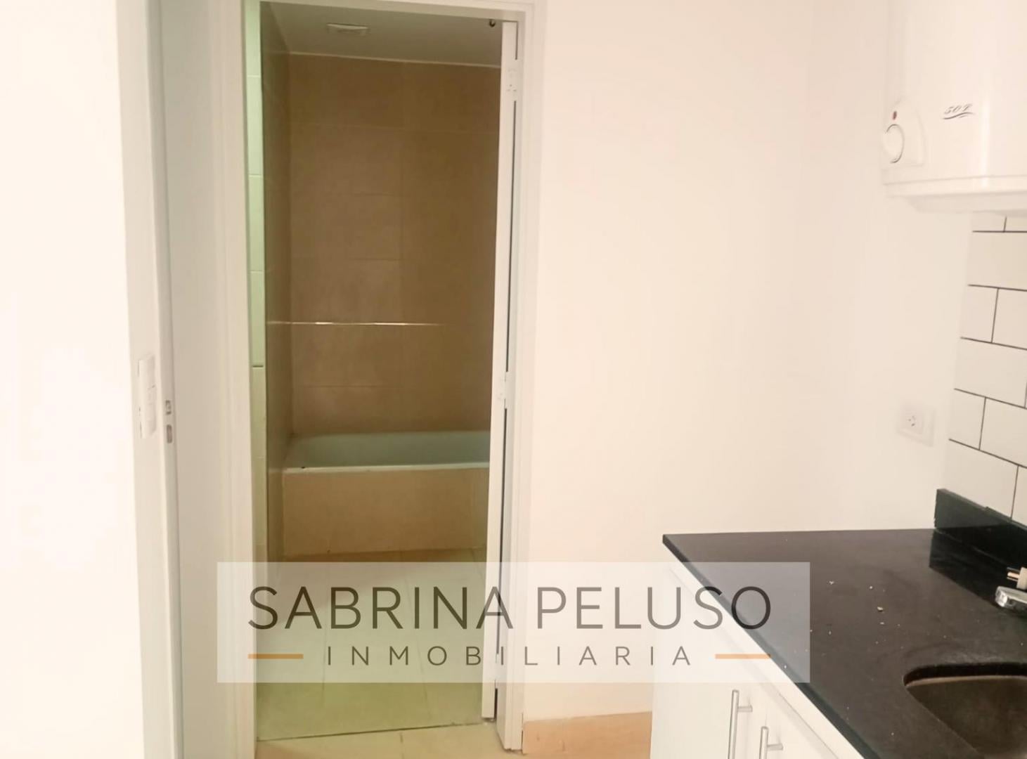 Foto de Alquiler Departamento 2 amb. con cochera- Complejo La Palmera- Moreno, imagen 3