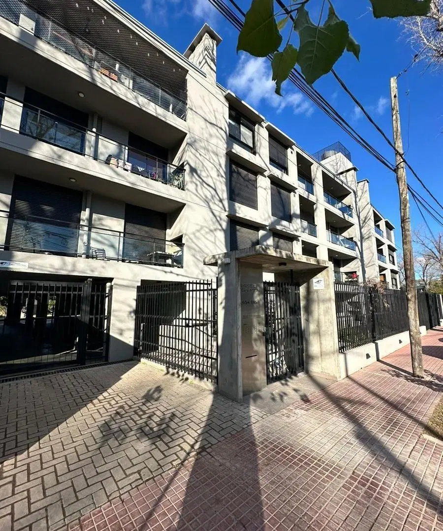 Departamento en Ayres de Fisherton 5