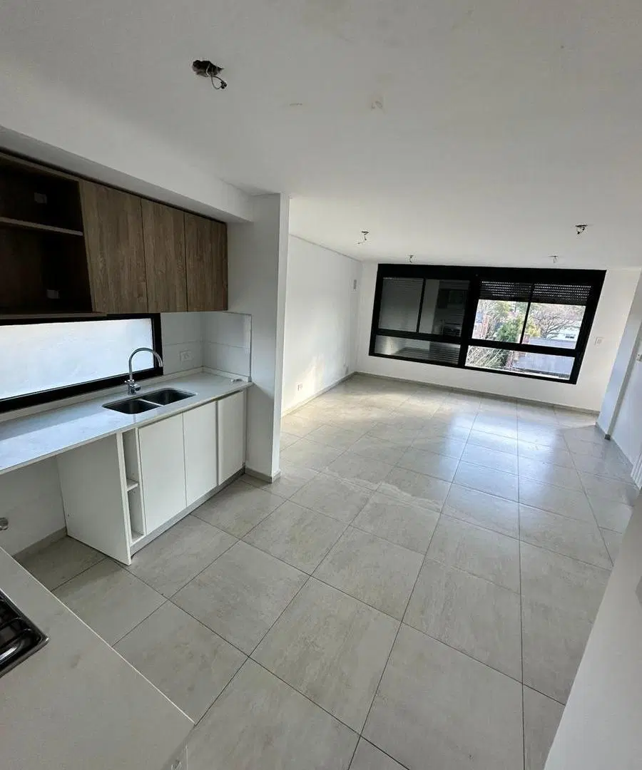 Departamento en Ayres de Fisherton 8