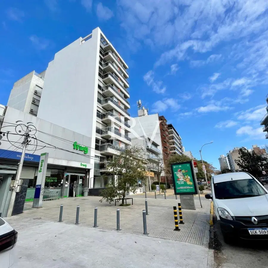 Venta de Apartamento Nuevo 1 dorm. Parque Batlle Montevideo 3