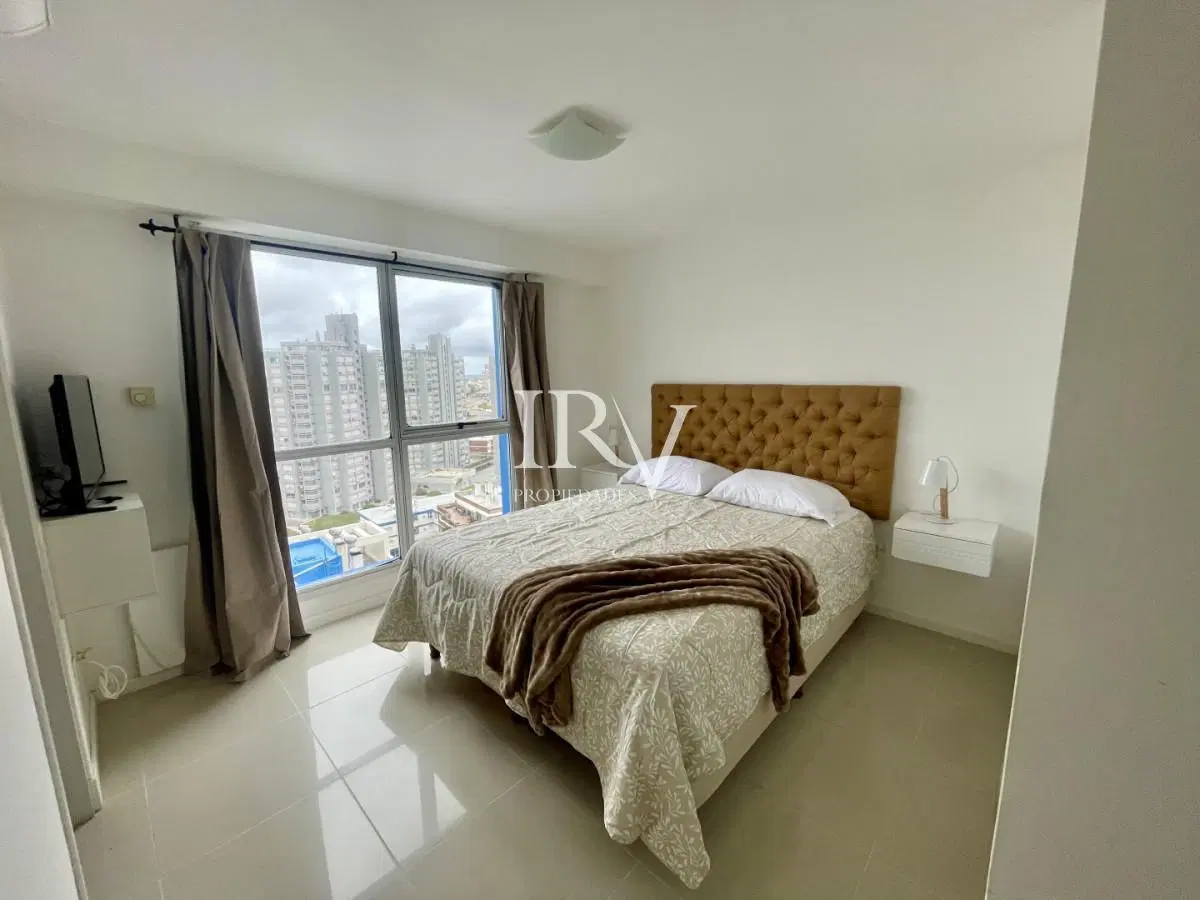 Apartamento en Alquiler Anual   Torre Nueva con Servicios. Vista al Mar 8