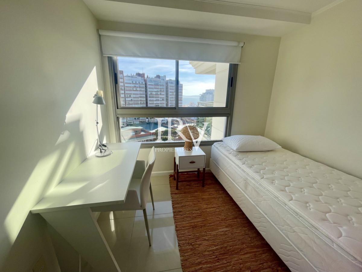 Foto de Venta de Apartamento en Torre Imperiale de Punta del Este, imagen 2