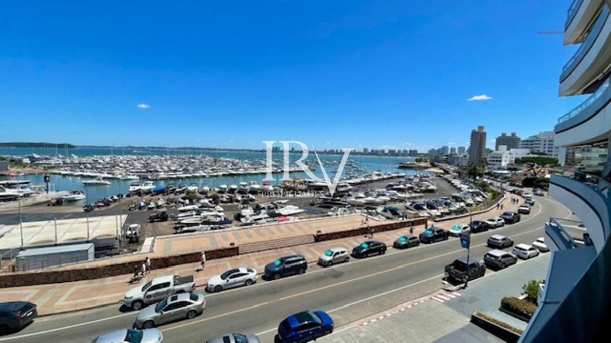 Foto de Venta de Apartamento en el Puerto de Punta del Este, imagen 1