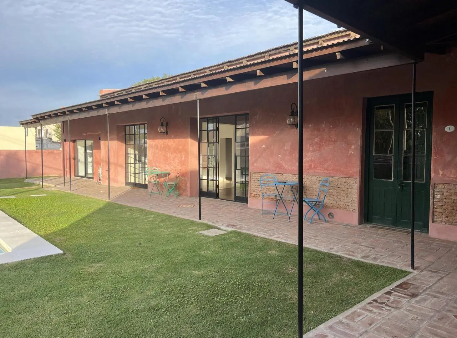 Casa en alquiler en San Antonio de Areco. Muy buena ubicación em el pueblo. 2
