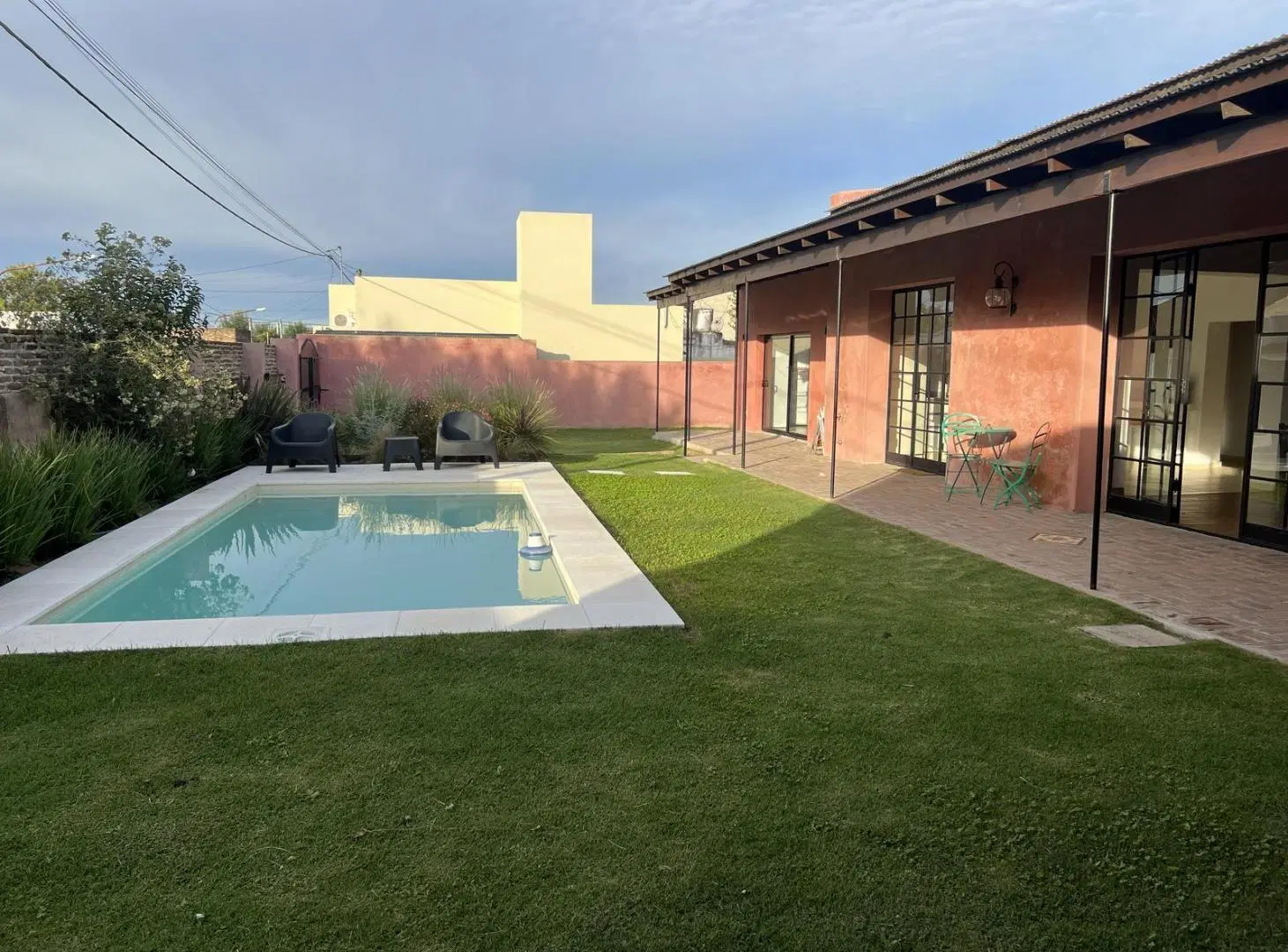 Casa en alquiler en San Antonio de Areco. Muy buena ubicación em el pueblo. 1