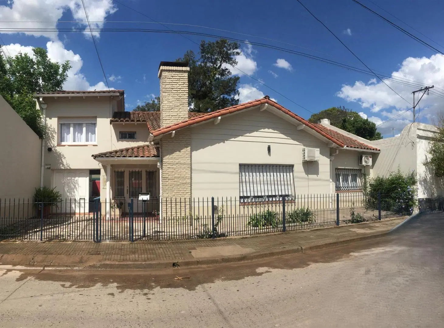 Alquiler. Casa en San Antonio De Areco en pleno casco historico. 2