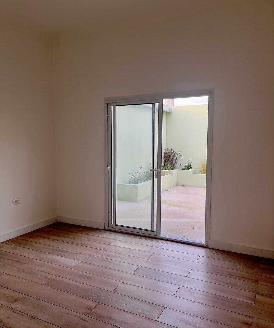 Foto de Casa para alquiler comercial. Oficinas o Consultorios, imagen 1