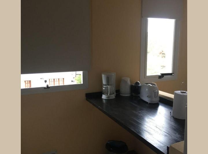 Foto de Departamento de 2 ambientes. con semiterraza. A una cuadra del mar, imagen 2